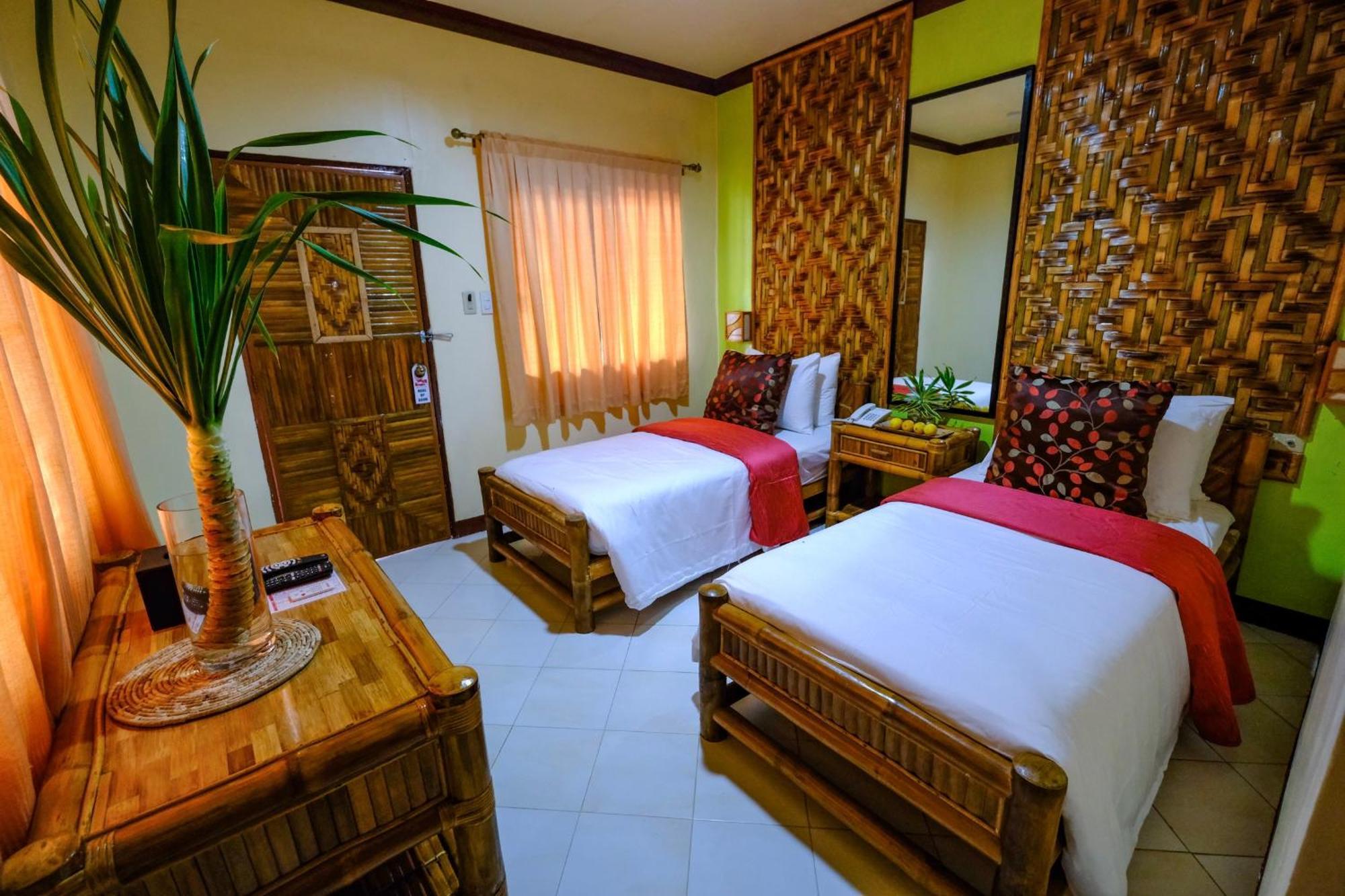 Malapascua Exotic Island Dive Resort Daanbantayan Exterior photo